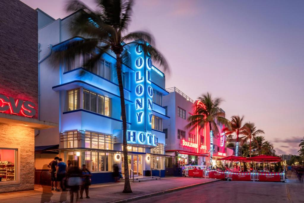 Colony Hotel Miami Beach